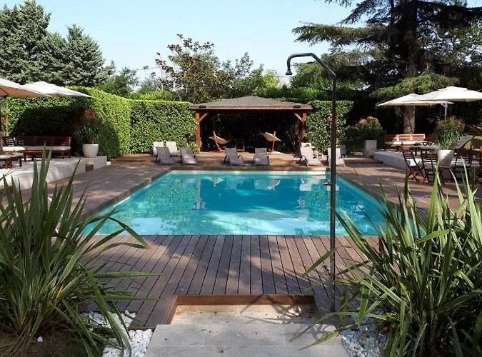 Le Cedre De Hotel Soyons