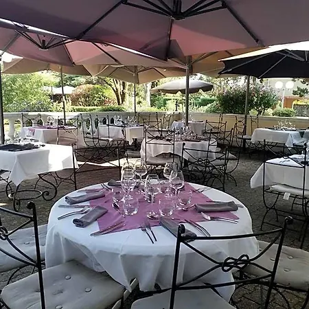 Hotel Le Cedre De Soyons