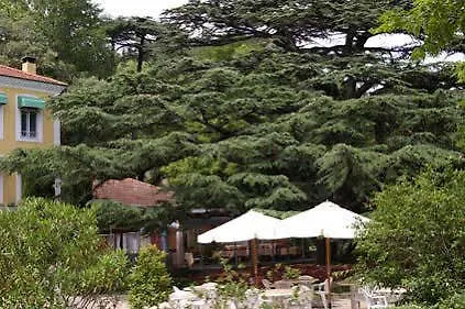 Le Cedre De 4* Soyons