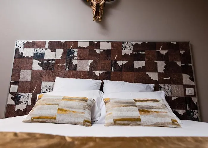 Hotell Le Cedre De Soyons