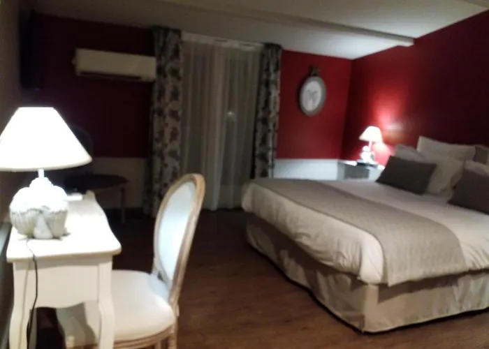 Le Cedre De Hotell Soyons